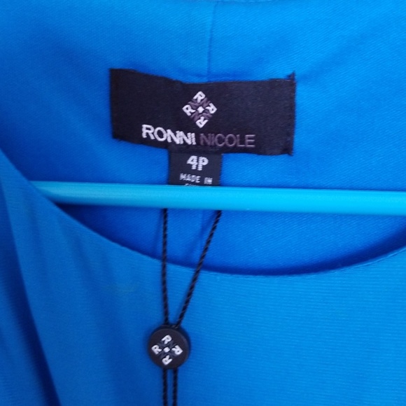 Blue dress - Picture 2 of 2